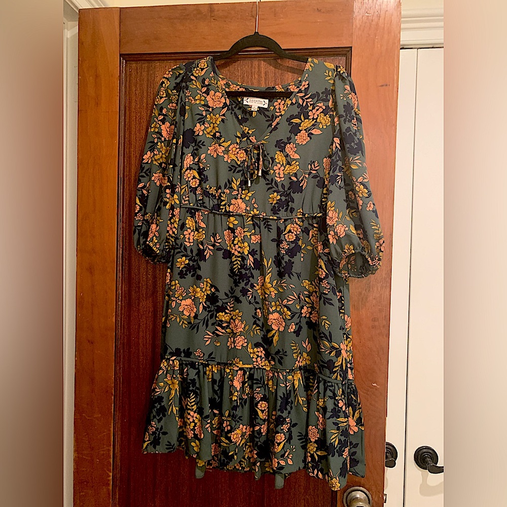 nanette Nanette Lepore Dress Size 6, perfect for Fall, like new/barely ever worn